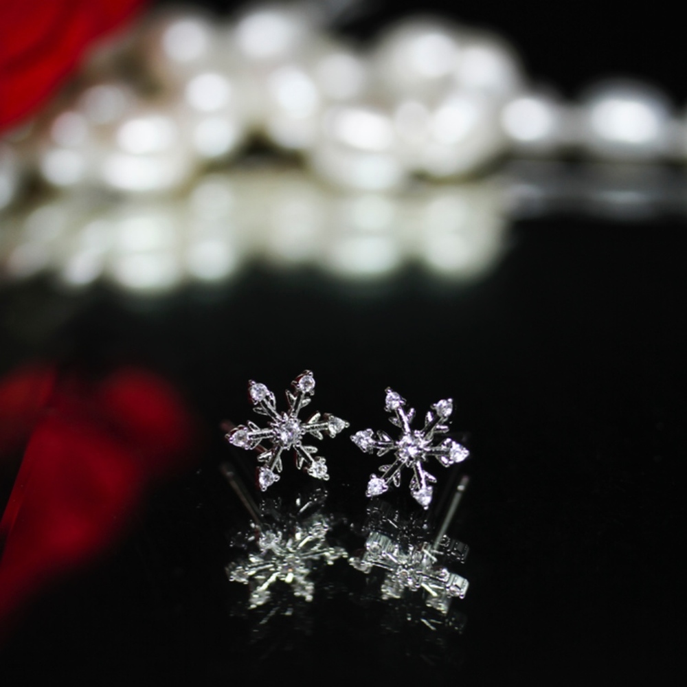 14kt Gold Dipped Frosty Dainty White Topaz Earring - Picture 4 of 7